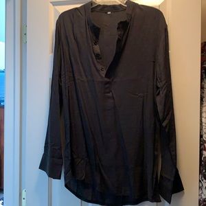 Ladies M linen 1/4 button blouse